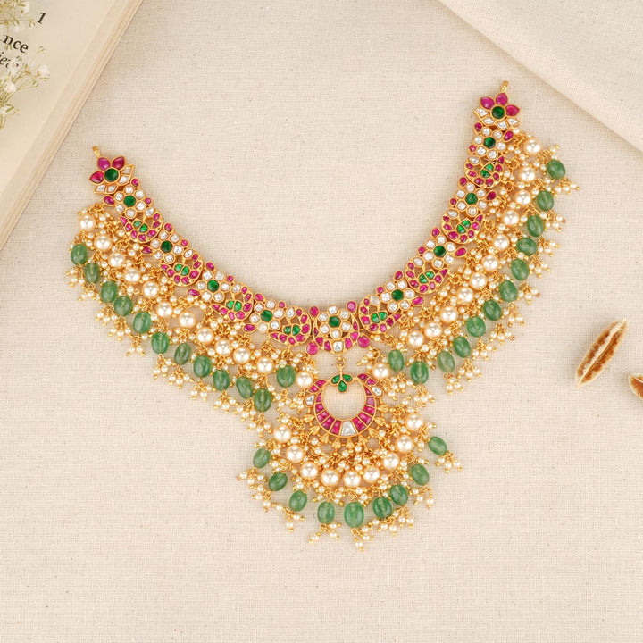 Kavina Kundan Short Necklace