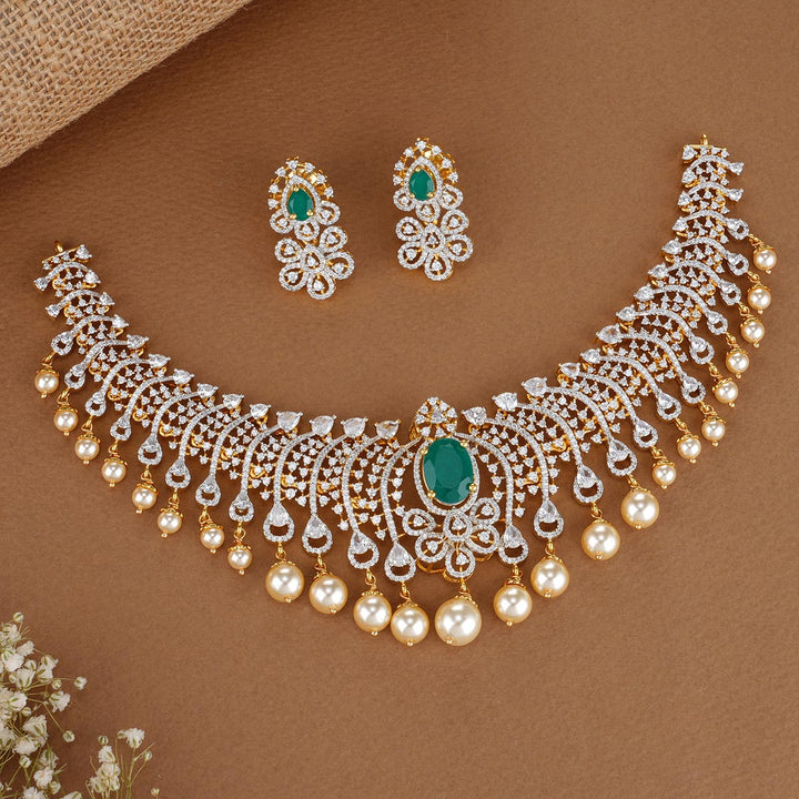 Shining Allure Necklace Set