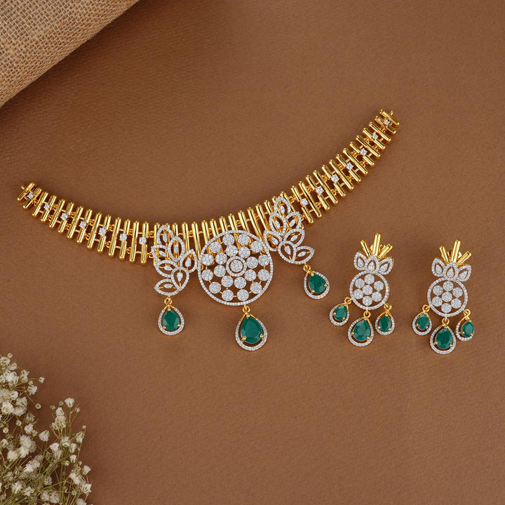 Lushikha Avikam Choker Set