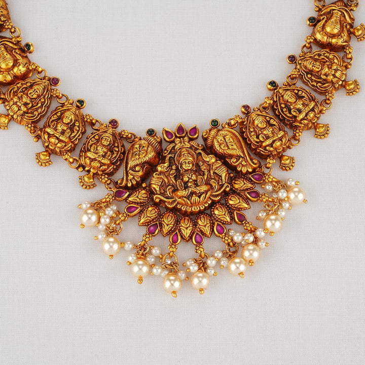 Pritikha Nagas Short Necklace