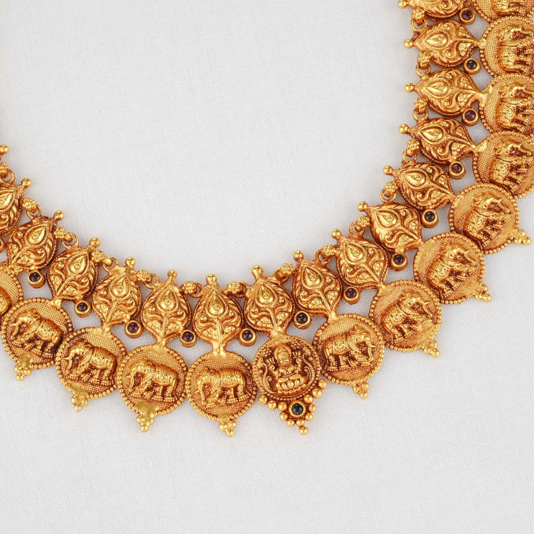 Akshata Short Necklace