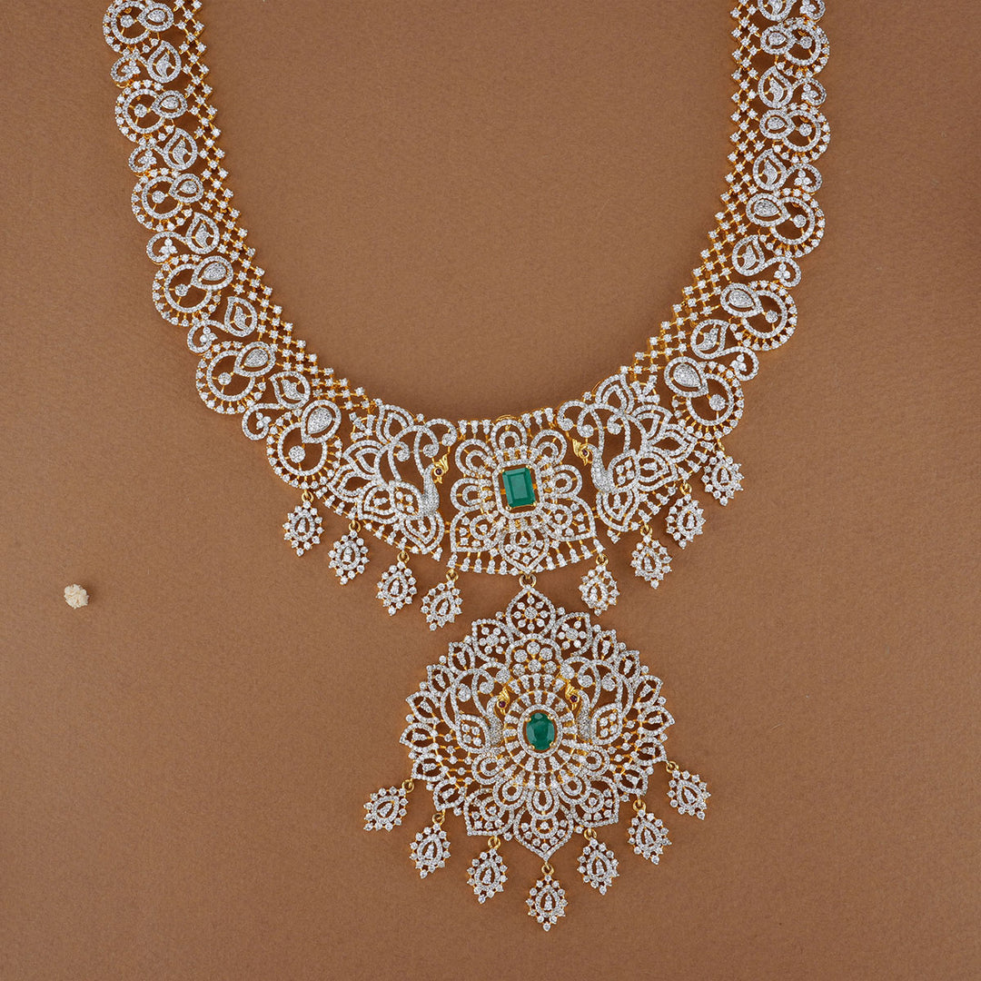 Yaamina Avikam Long Necklace Set