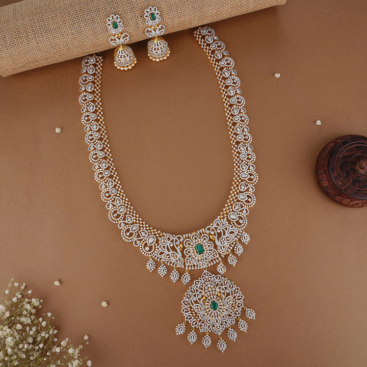 Yaamina Avikam Long Necklace Set