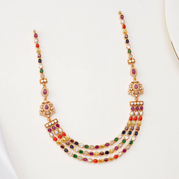 Vahitha Short Necklace