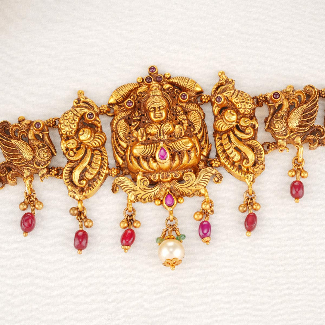 Akshaya Nagas Choker