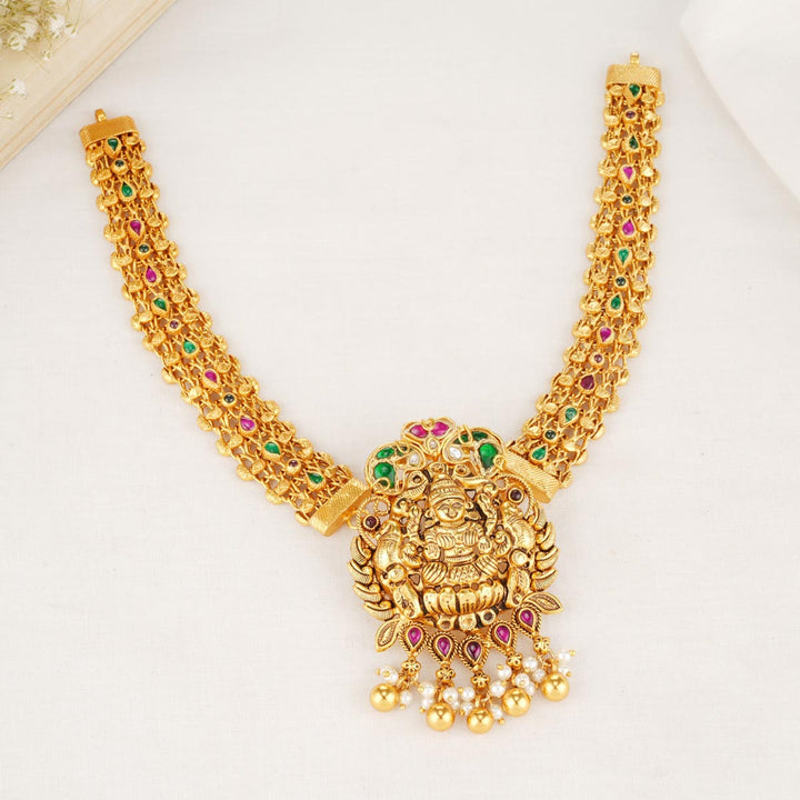 Rishitha Nagas Short Necklace