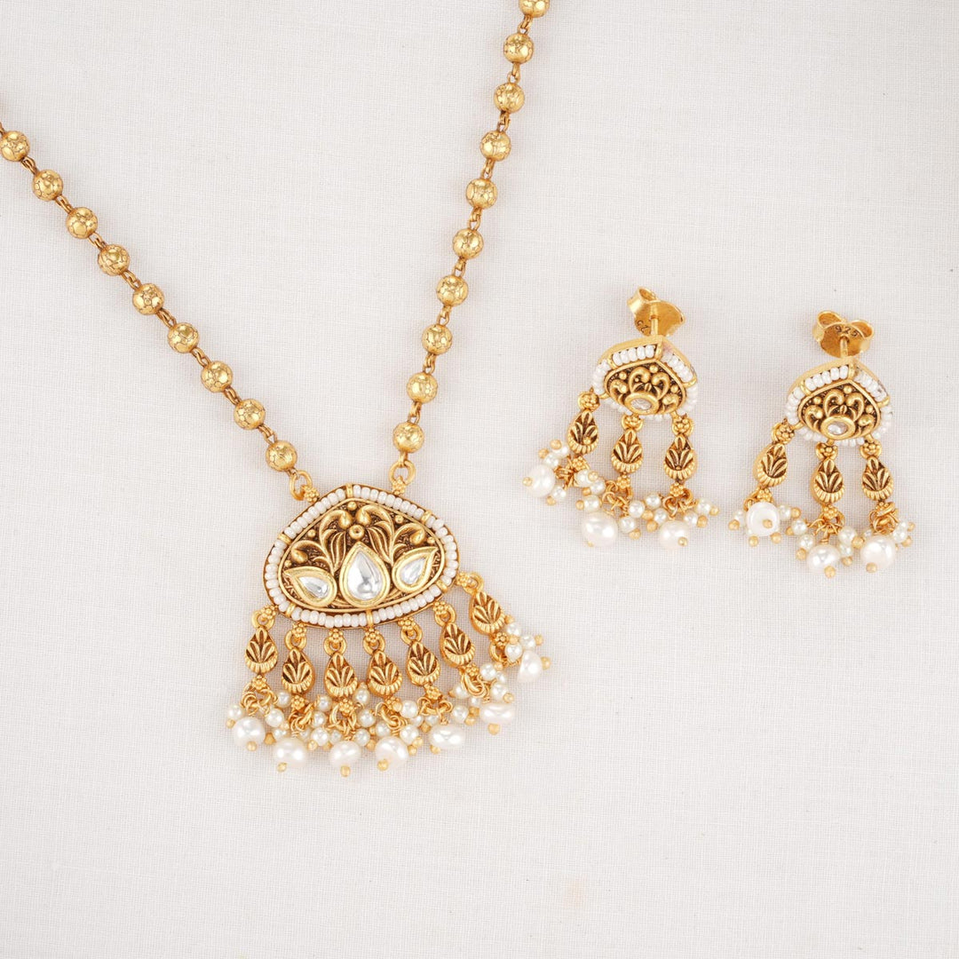 Shriya Long Necklace Set