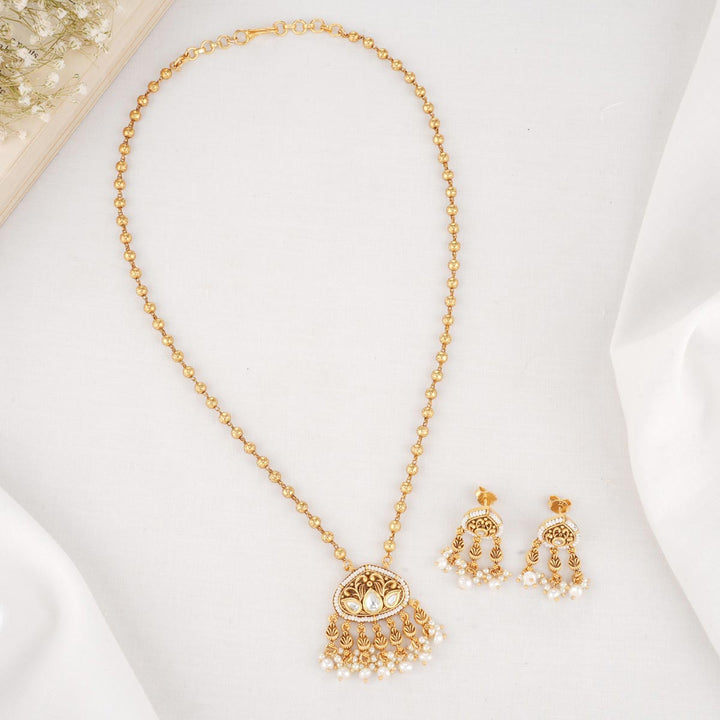 Shriya Long Necklace Set