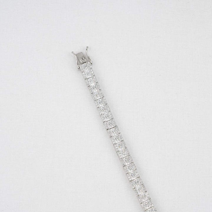 Yashika Chain Bracelet