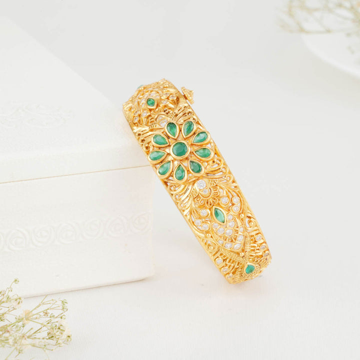 Pranith Stone Bracelet