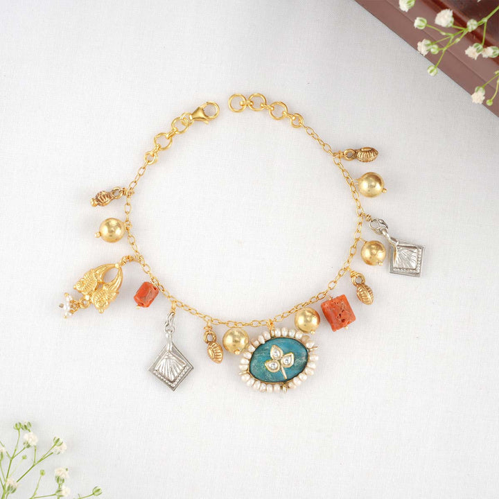 Vanya Kundan Bracelet