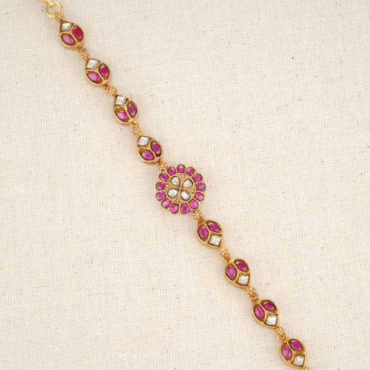 Dhanvi Kundan Bracelet