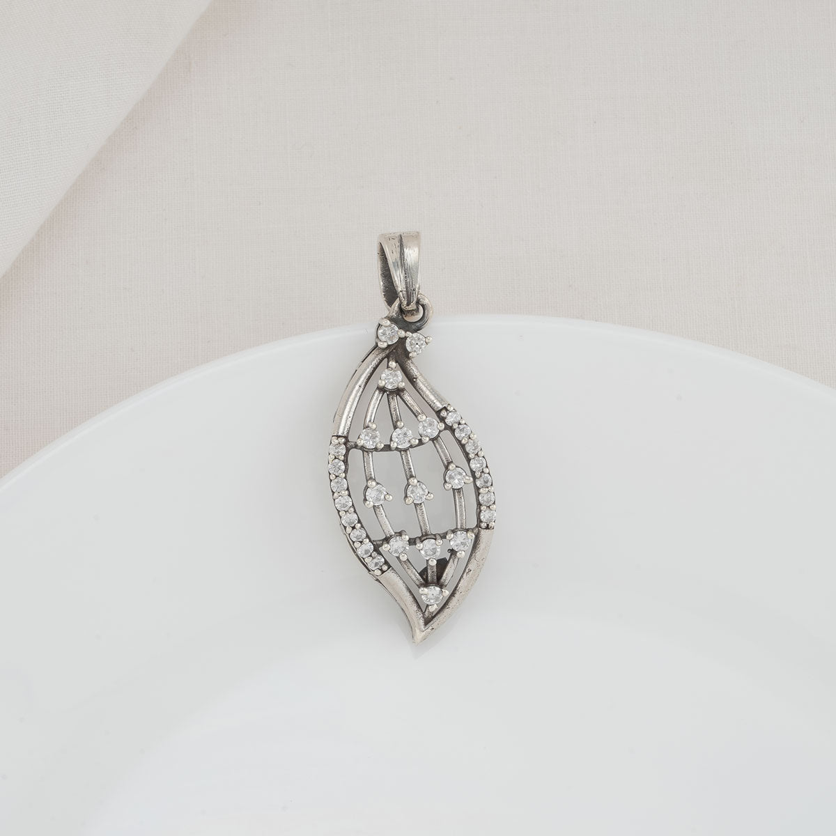 Oxidised deals pendant online