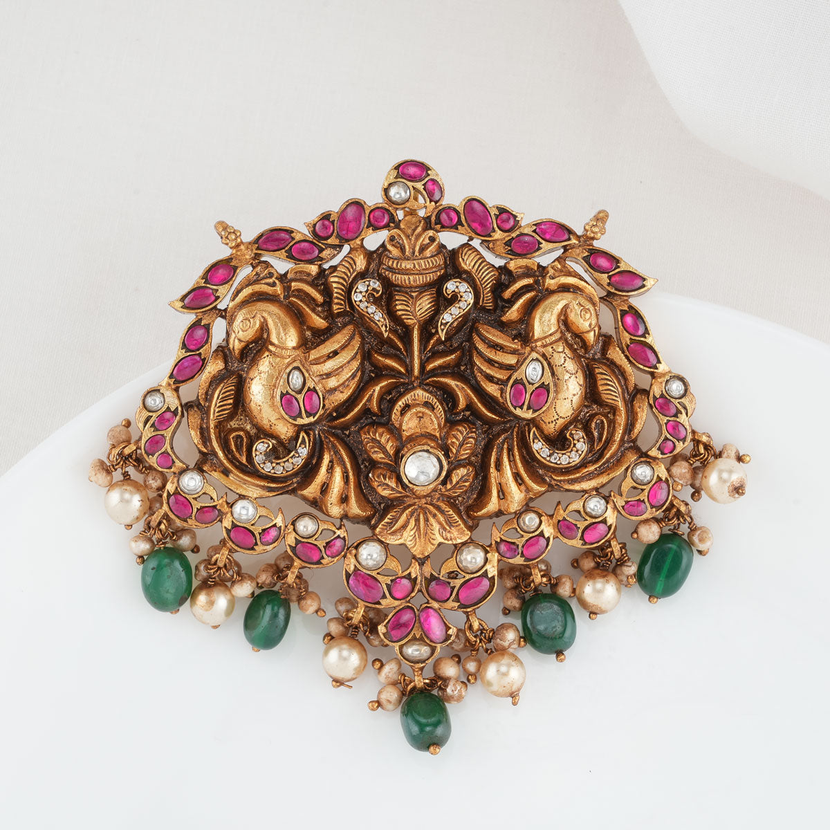 Kundan gold clearance pendant