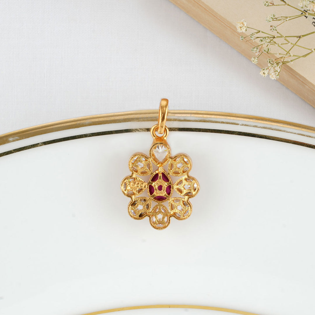 Sarat Floral Pendant