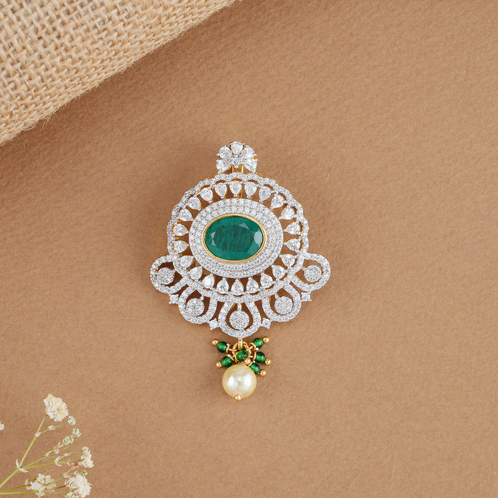 Panacha Avikam Pendant Set