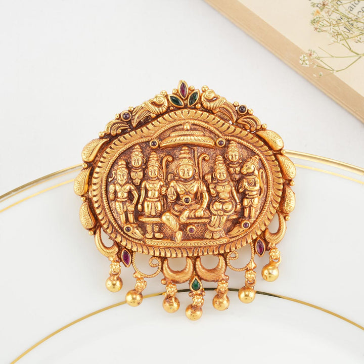 Aakarshini Nagas Pendant