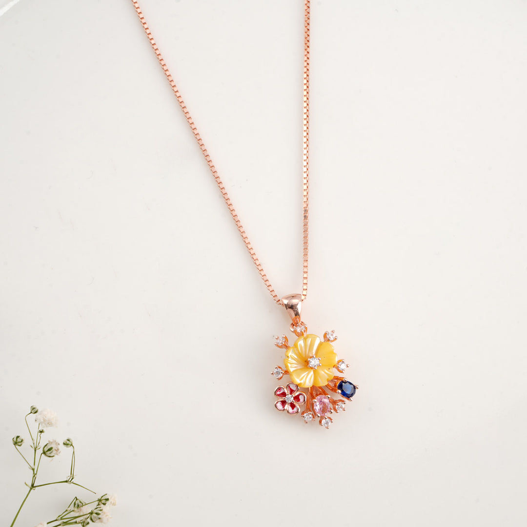 Oran Flower Pendant Set