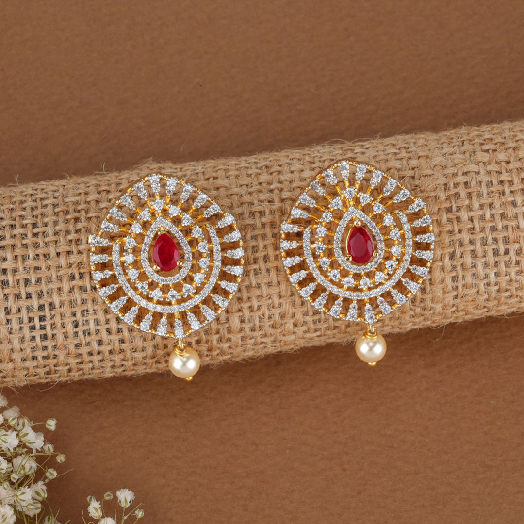 Jashvikha Avikam Pendant Set