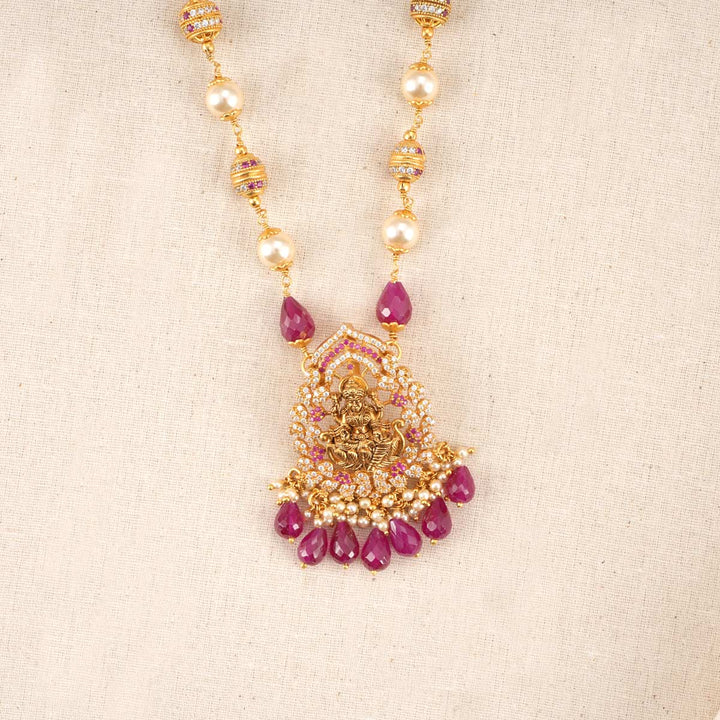 Padma Sri Pendant With Beads Chain