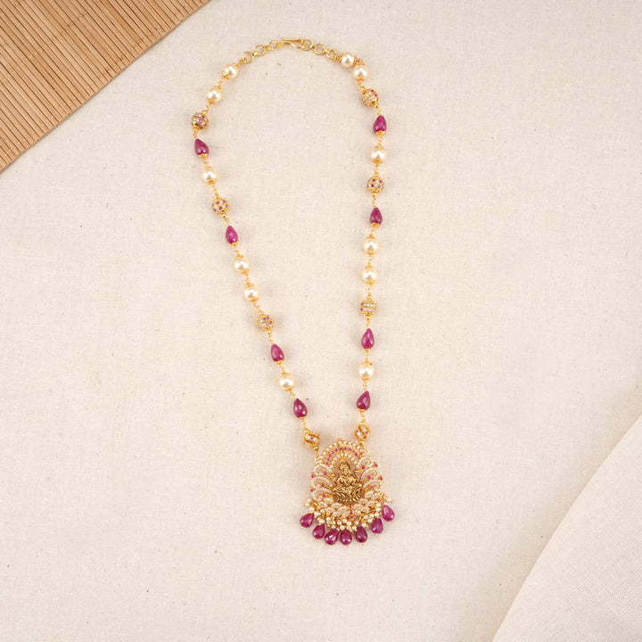 Arsha Pendant With Beads Chain