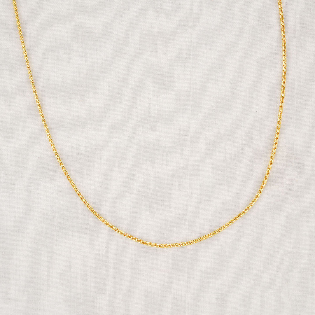 Asvitha Plain Chain