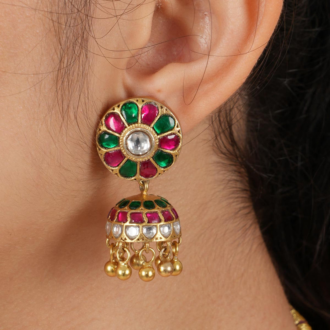 Sarani Kundan Jhumkas