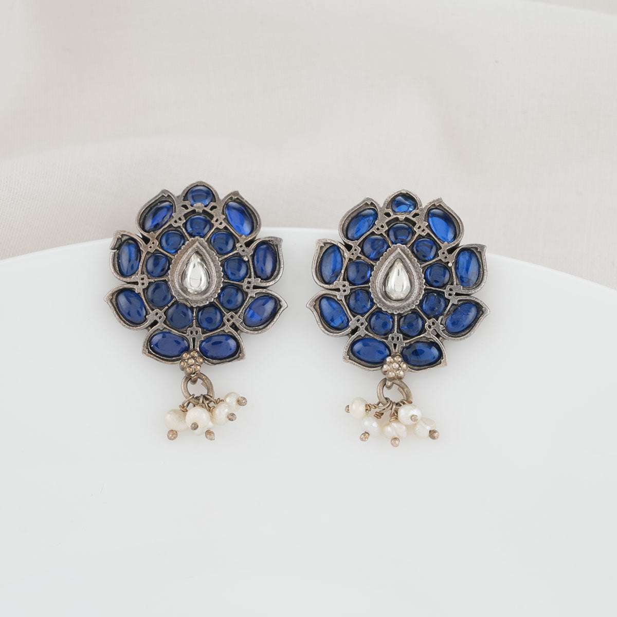 Indian Earrings Online : Buy Fancy and Traditional Jumkas for Women