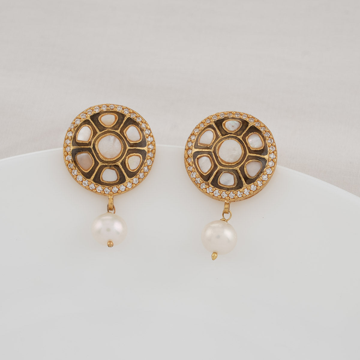 Oval Golden Rose Quartz With Mother Of Pearl Earring Brass Earring at Rs  150/pair in Jaipur