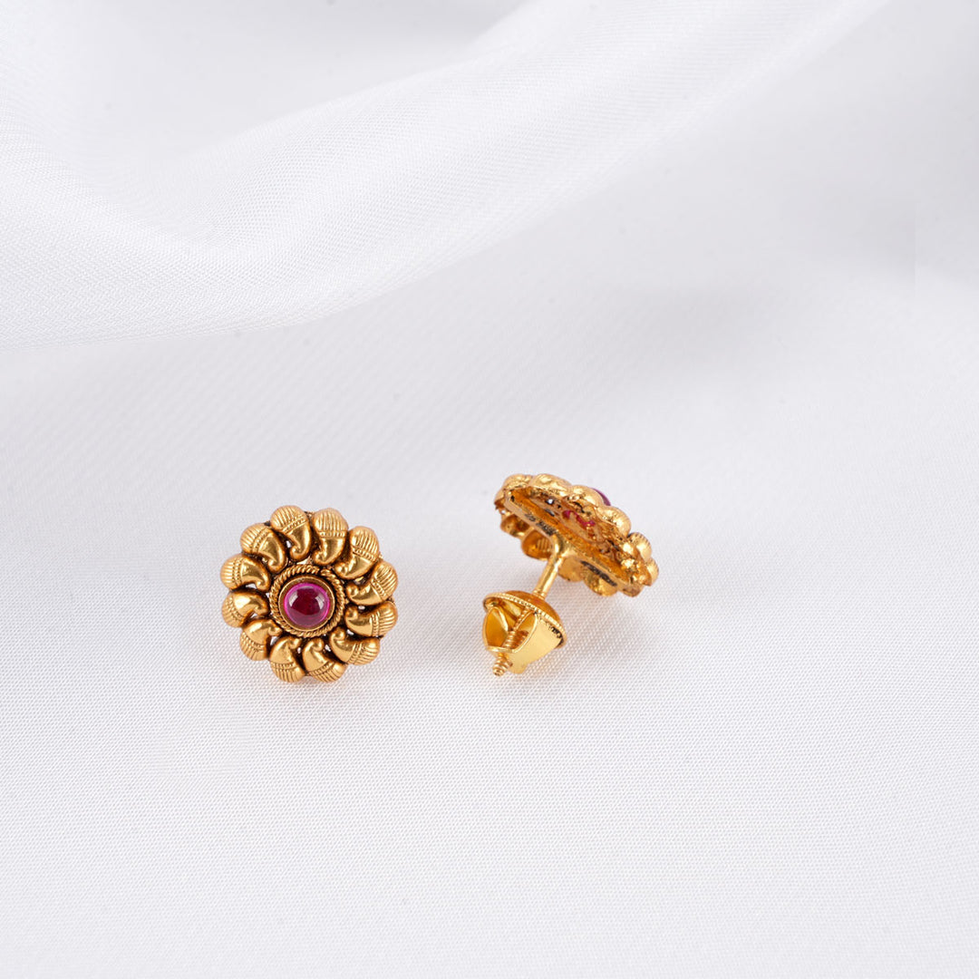 Swadha Nagas Nakshi Studs