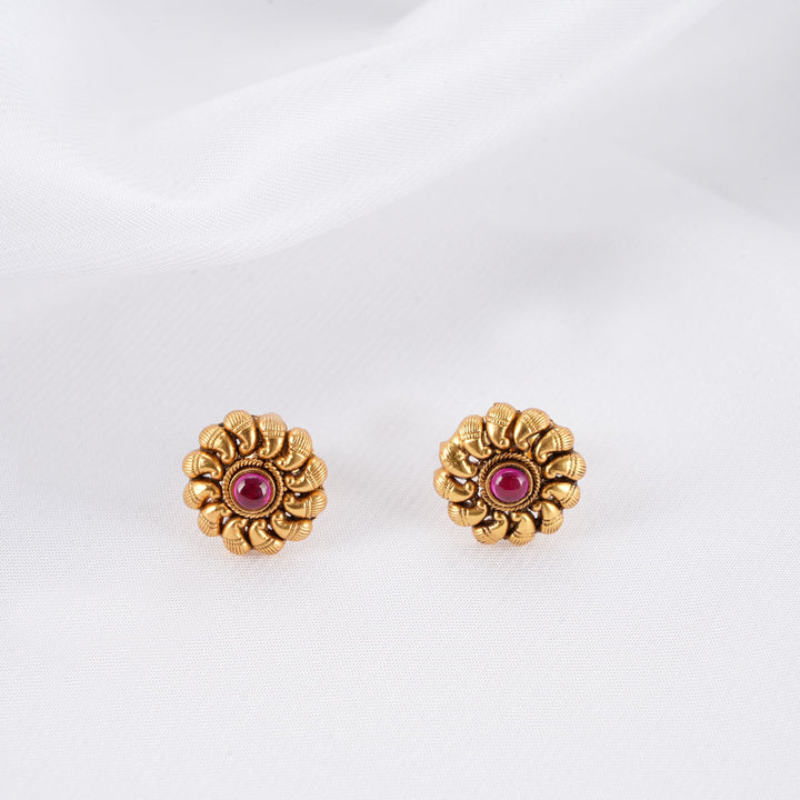 Swadha Nagas Nakshi Studs