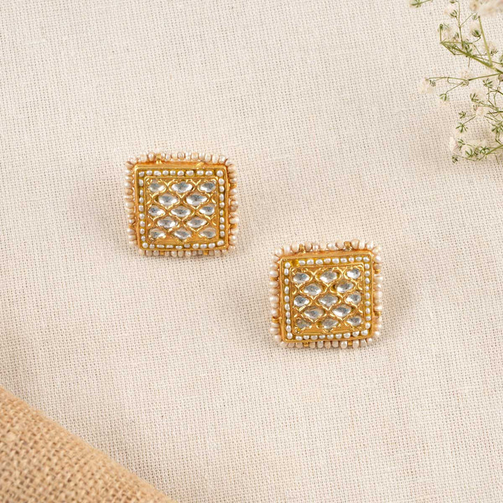 Mathin Kundan Studs