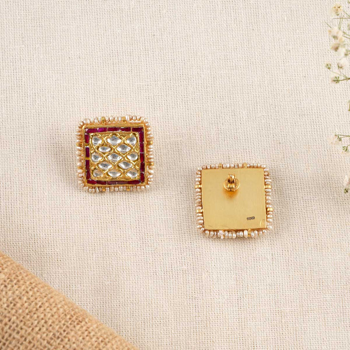 Amali Kundan Studs