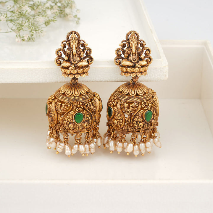 Hasira Nagas Jhumkas