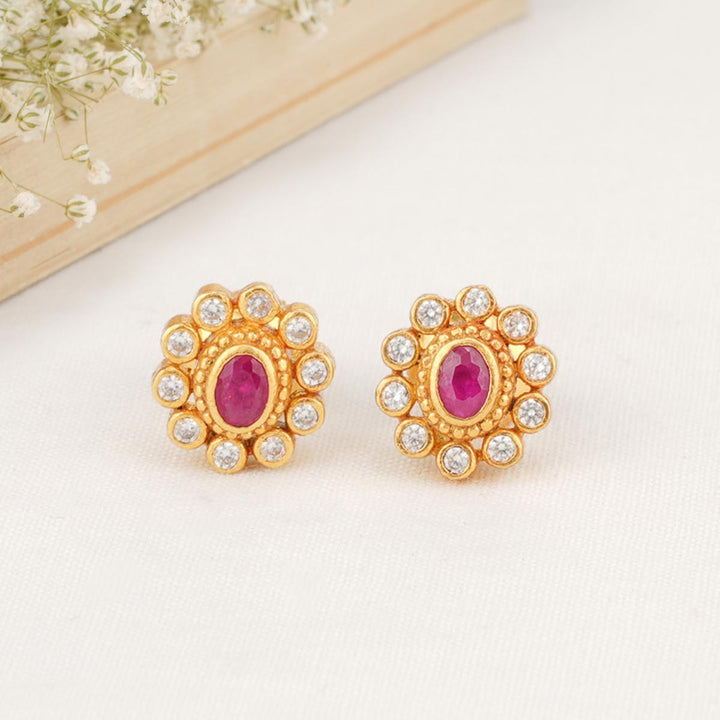 Nikashi Stone Studs