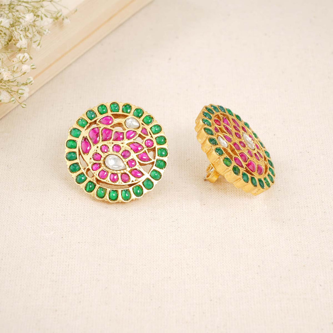 Chitara Studs