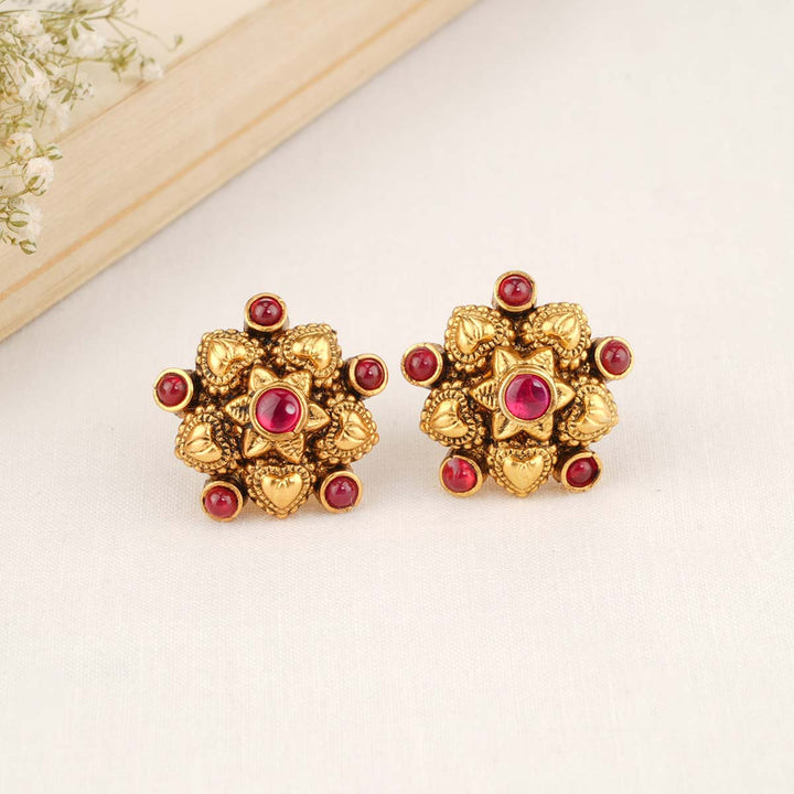 Sadhana Nagas Studs