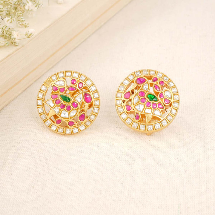 Krishnithin Kundan Studs