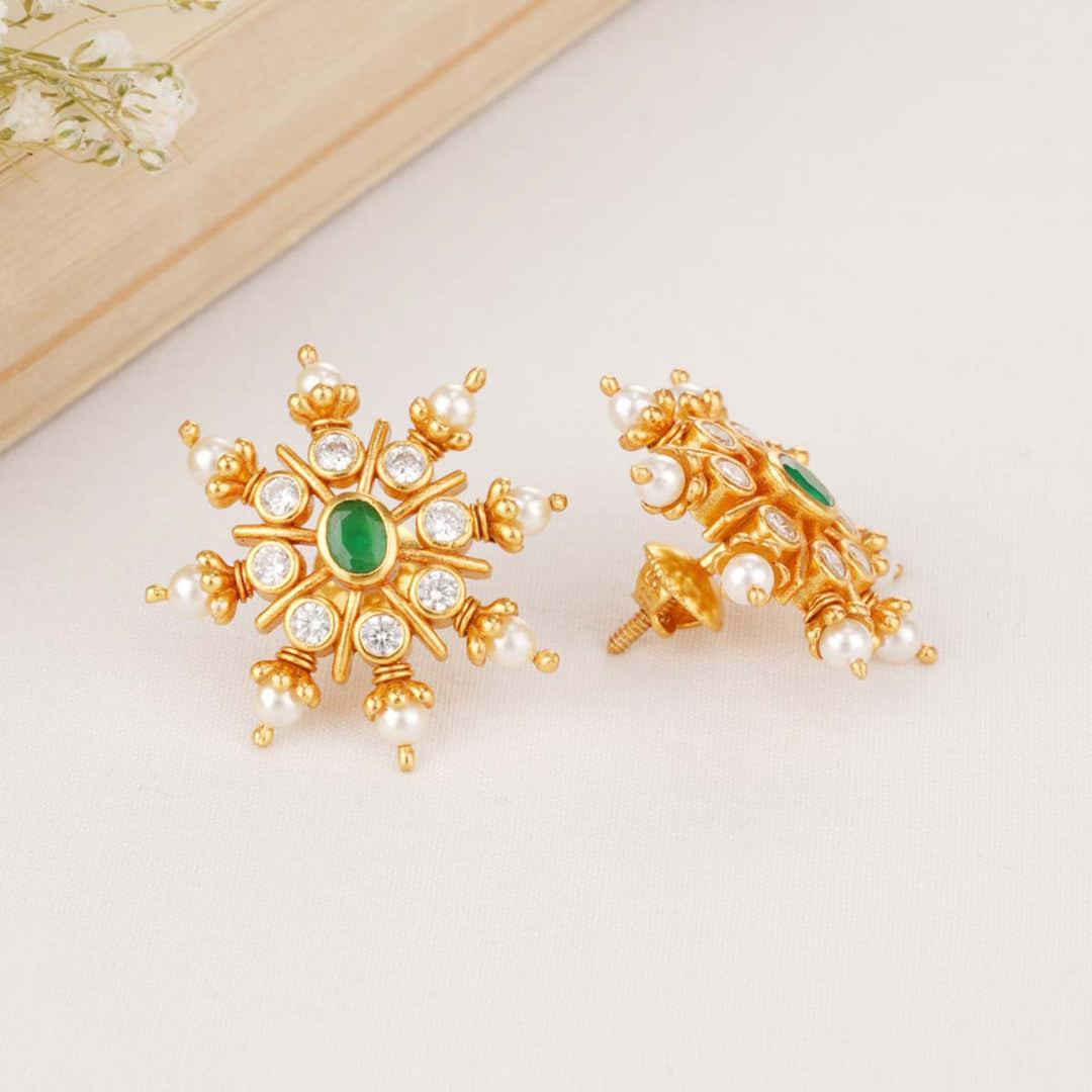 Dhivanikha Stone Studs