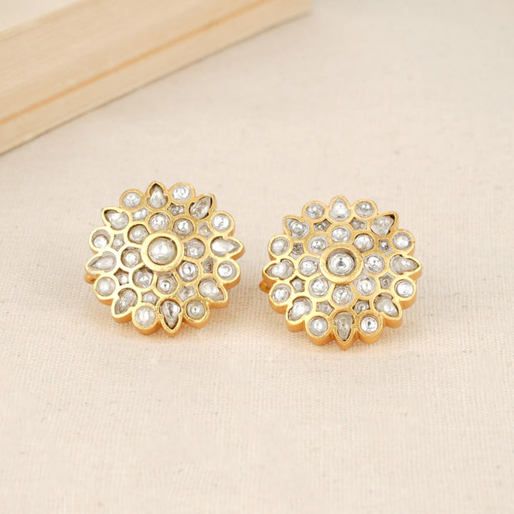 Bowsiya Kundan Studs