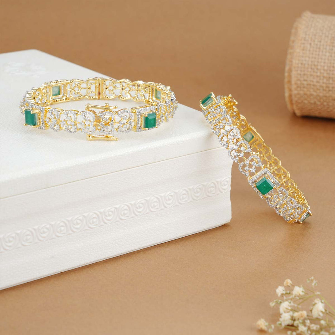 Pranith Avikam Bangles