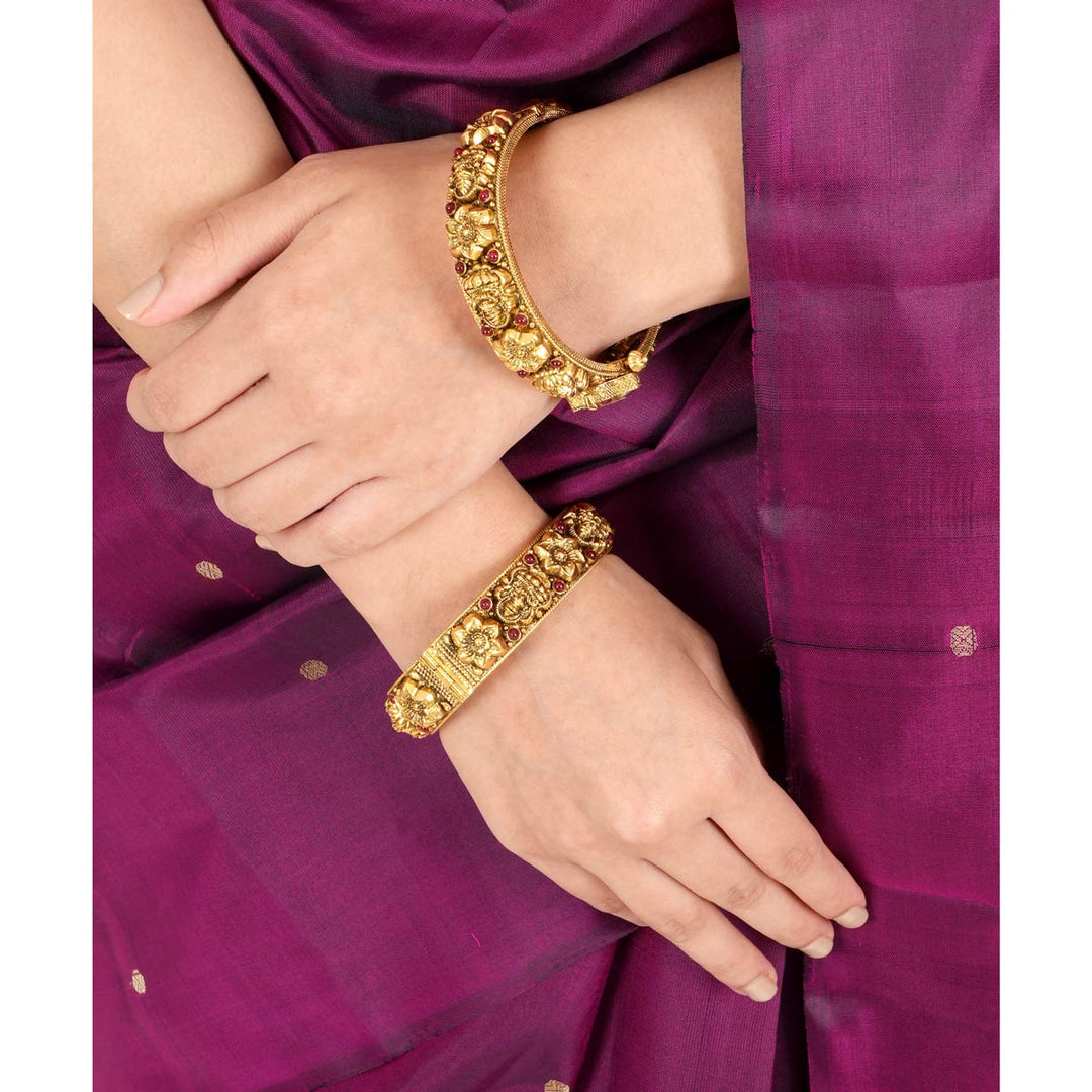 Rupani Nagas Pair Bangle