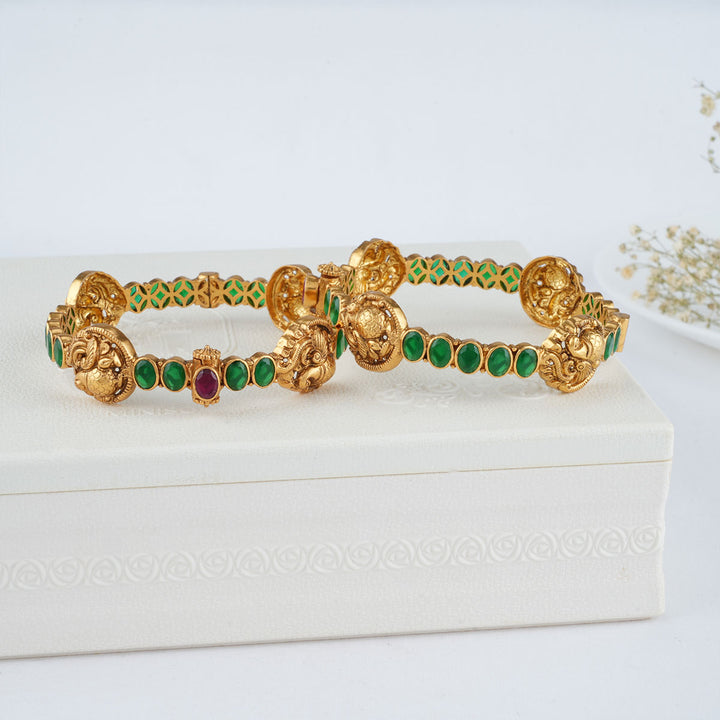 Mahira Nagas Pair Bangle