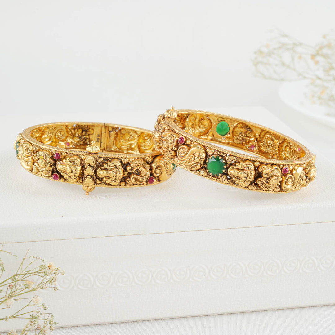 Asva Nagas Pair Bangle