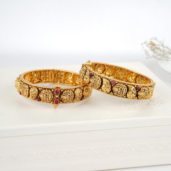 Joshin Nagas Pair Bangle