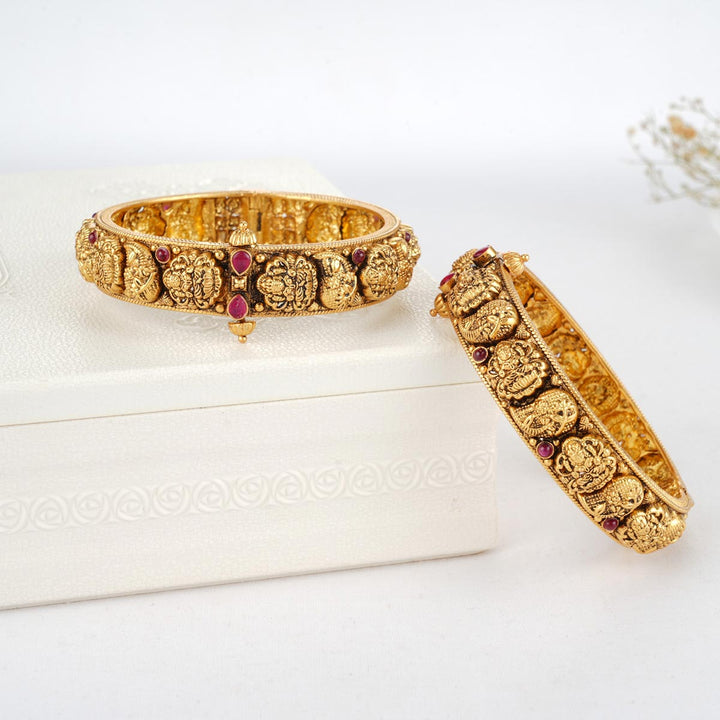 Joshin Nagas Pair Bangle