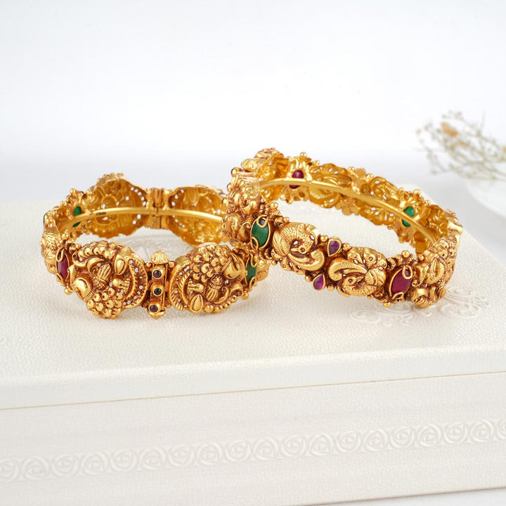 Pranith Nagas Pair Bangle