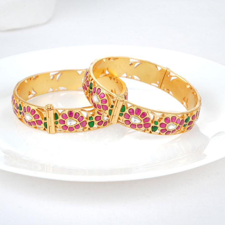 Azha Kundan Pair Bangle