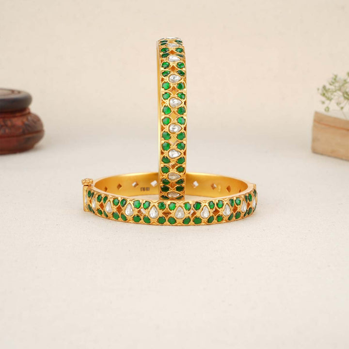 Purvika Kundan Pair Bangle