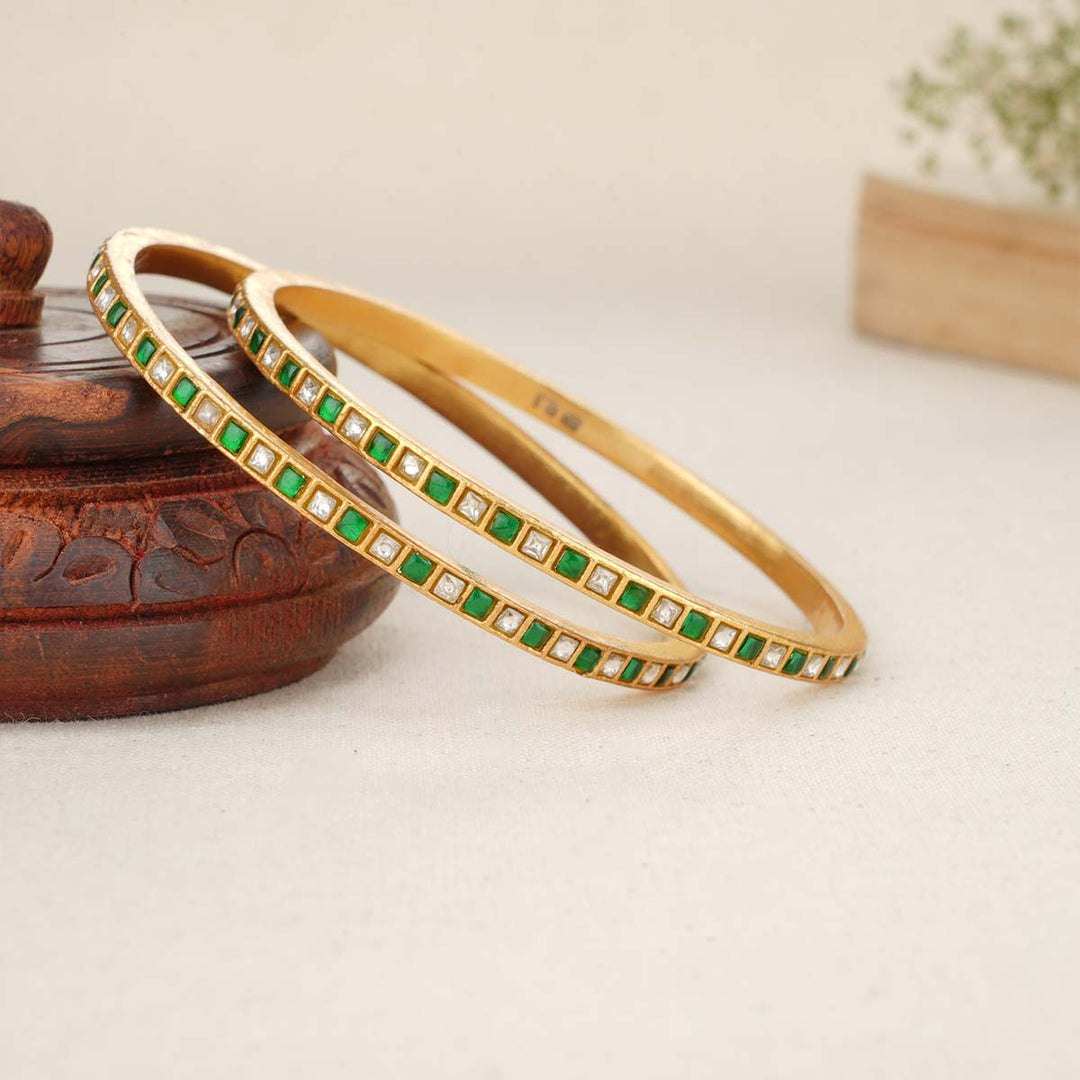 Lahina Kundan Pair Bangle